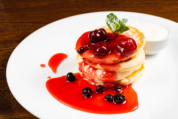Pancakes Berry Sauce — Stock Photo, Image