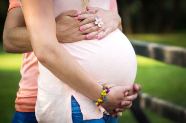 Çift bekliyor bebek