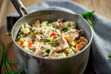 Etli ve sebzeli risotto