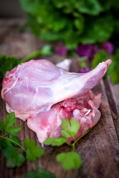 生の新鮮なウサギの肉 — ストック写真