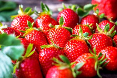 arka plan üzerinde taze çilek