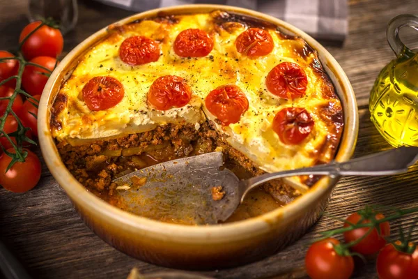 Moussaka - uma especialidade tradicional dos Balcãs — Fotografia de Stock