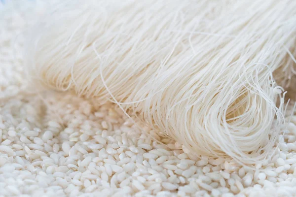 Fideos de arroz asiáticos — Foto de Stock