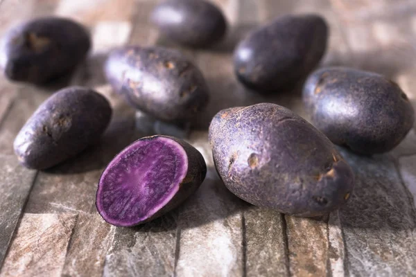 Purple sweet potatoes — Stock Photo, Image