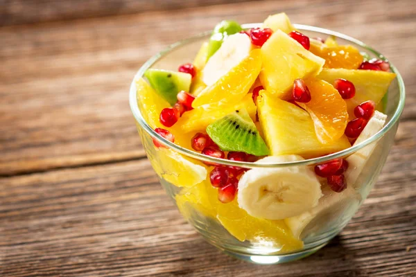 Ensalada de frutas frescas — Foto de Stock