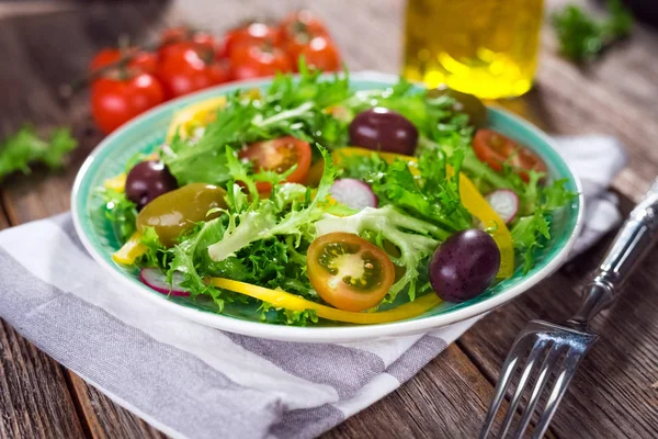 Verse gemengde salade — Stockfoto