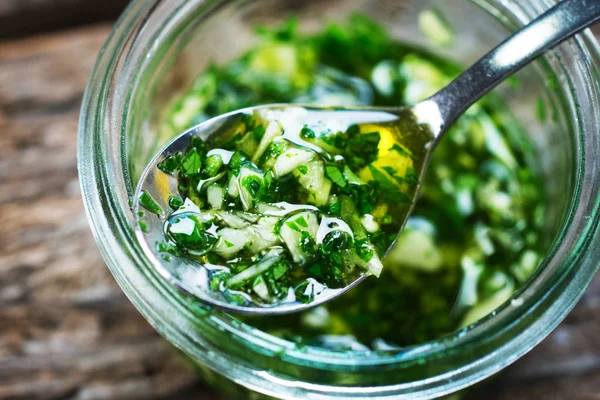 Chimichurri Molho Tigela Perto — Fotografia de Stock