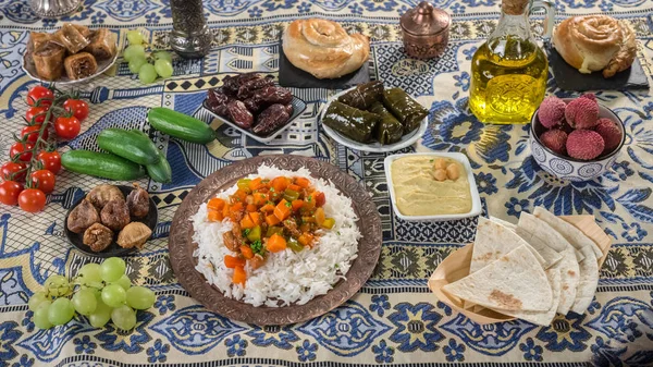 Ifthar evening meal for Ramadan — Stock Photo, Image