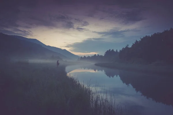 Alba Montagna Sul Lago — Foto Stock