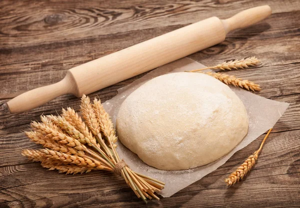 Pasta Spighe Grano Sulla Vecchia Tavola — Foto Stock