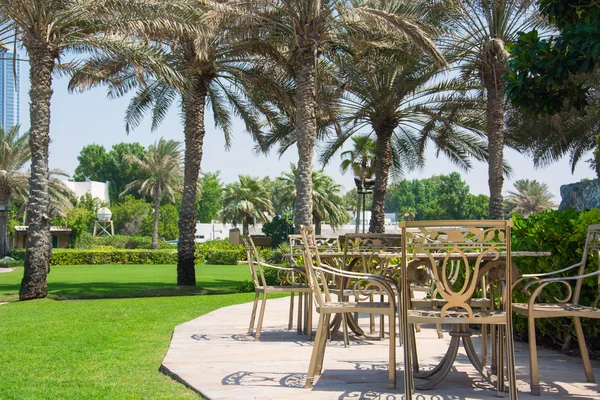 bir tablo kafe, Palm, Dubai