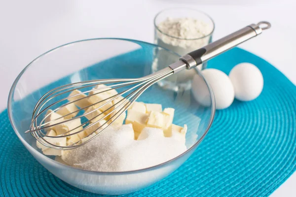 Mavi gelmedi muffins pişirme için ürün kümesi 