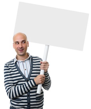 afişini bir sopa üzerinde tutarak rahat kel adam