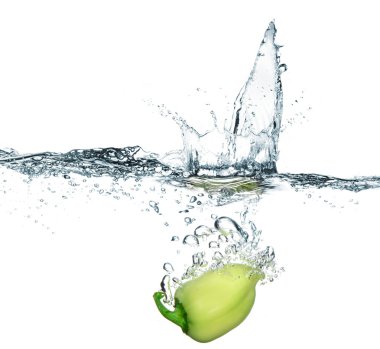 tatlı biber su sıçrama ile. İzole