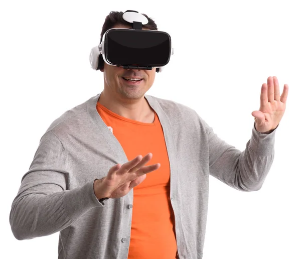 Man using the virtual reality headset — Stock Photo, Image