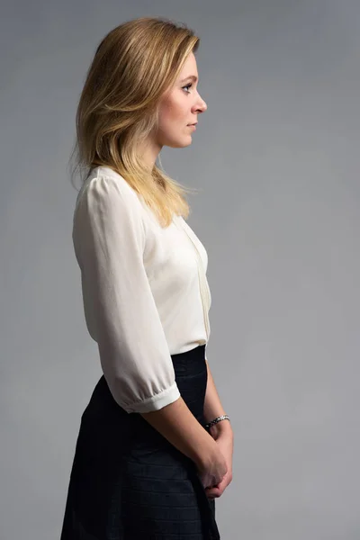 Profiel portret van een zakenvrouw — Stockfoto