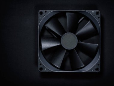 siyah bilgisayar fan