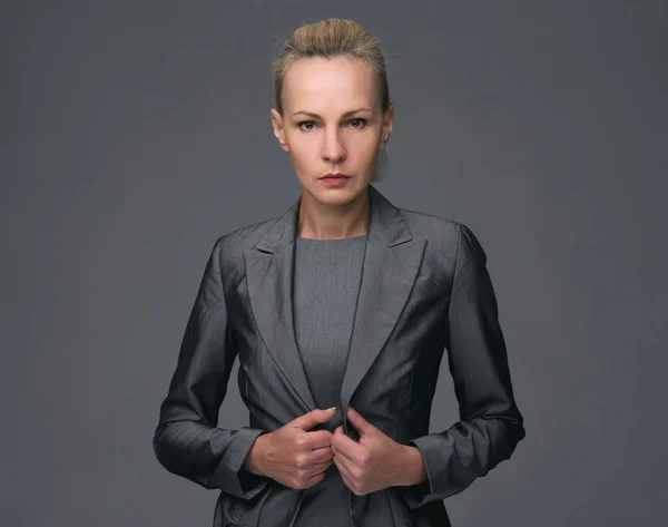 Mid age Business woman in a suit, isolated — Stock Photo, Image