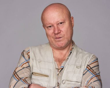 şüpheci komuta sizde izole