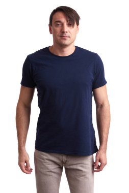 Sportif yakışıklı içinde izole T-shirt