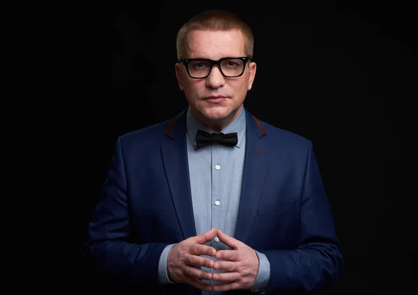 Schöner Mann mit Brille, Portrait — Stockfoto