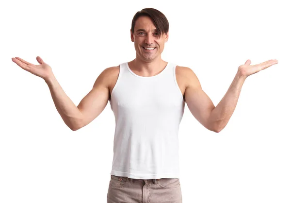 Guapo atleta en una camisa blanca sonriendo —  Fotos de Stock