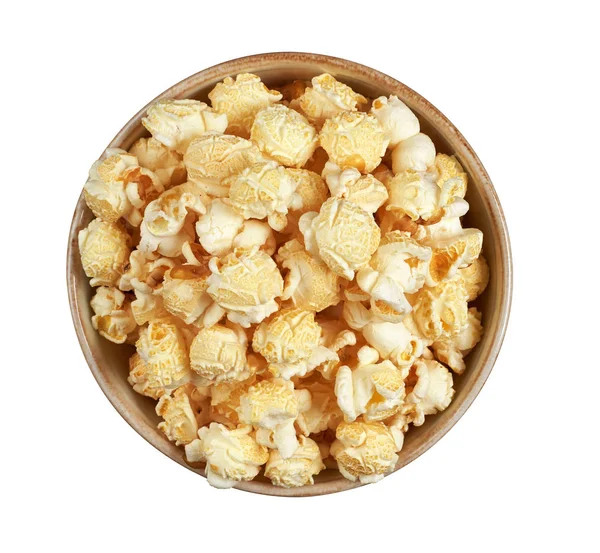 Popcorn in een kom geïsoleerd. Bovenaanzicht — Stockfoto