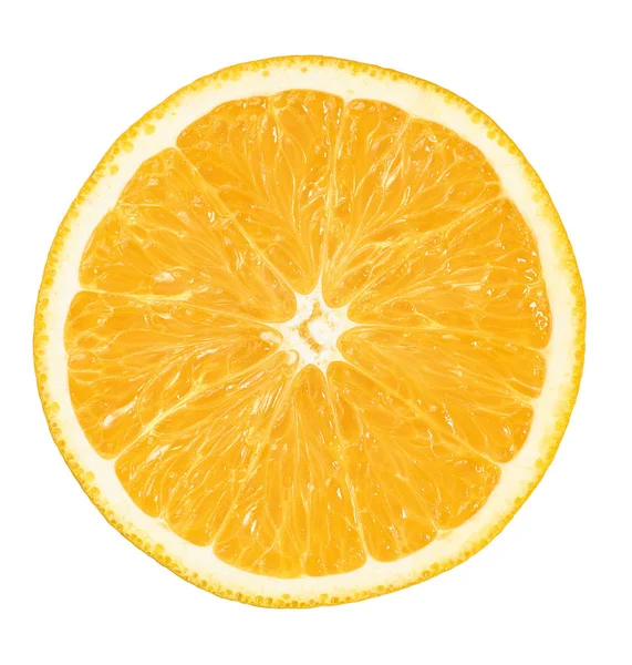 Rebanada de naranja fresca aislada sobre fondo blanco — Foto de Stock