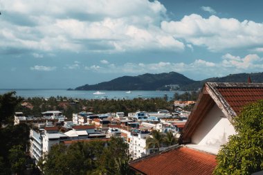 Deniz, gökyüzü ve sıcak hava