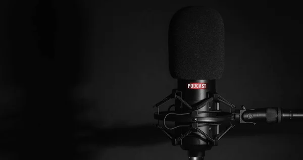 Studio microphone for recording podcasts — Stock Photo, Image