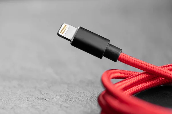 Cable Relámpago Pines Para Teléfono Inteligente Cerca — Foto de Stock