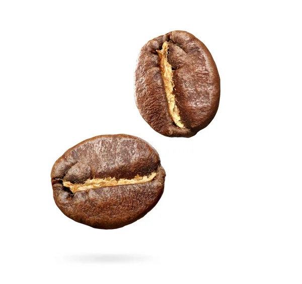 Närbild Rostade Robusta Kaffebönor Isolerad Vitt Makroskott — Stockfoto