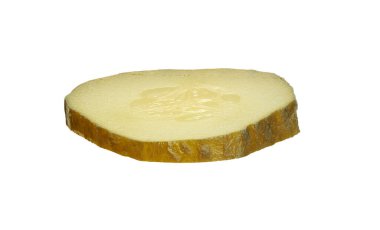 Salatalık turşusu. Turşu kırpma yolu ile beyaz arkaplanda izole edildi