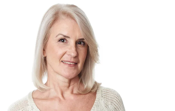 Belo Retrato Mulher Idosa Velha Senhora Está Sorrindo Isolado Fundo — Fotografia de Stock