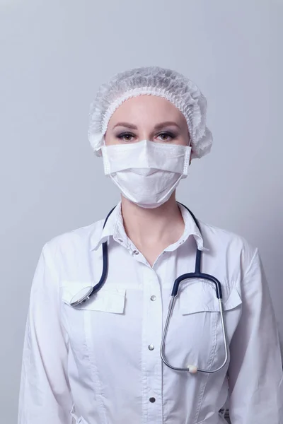 Kobieta Ochronnej Masce Medycznej Wirus Pandemii Covid — Zdjęcie stockowe