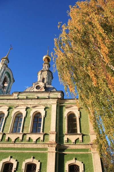 Antigo mosteiro russo — Fotografia de Stock