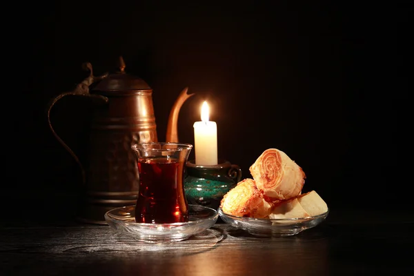 Doce e vela — Fotografia de Stock