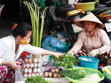 Vietnam 'daki sokak pazarı