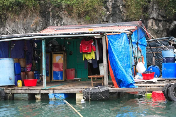 Baie d'Halong au Vietnam — Photo