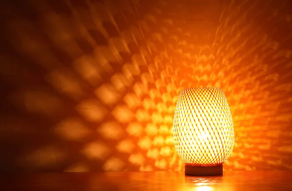 Świecące lampy biurko — Zdjęcie stockowe