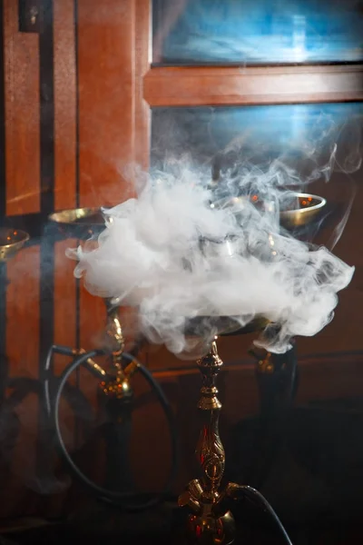 Smoke in bowl of hookah — Stock Photo, Image