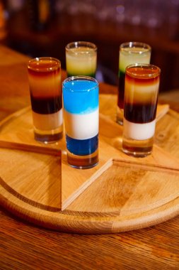 Düşmanın çukurda - alkol vurdu 