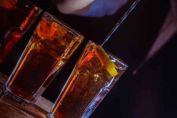 Cocktail au bar — Photo