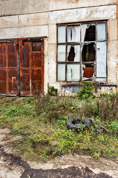 Zniszczony Budynek Opuszczona Zbiorowa Farma Rosja Obwód Tulijski — Zdjęcie stockowe