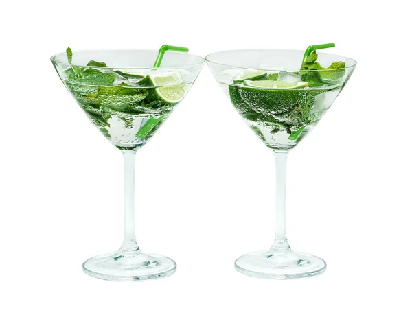 Dois Belos Copos Com Mojito Tubules Isolado Branco Menta Rum — Fotografia de Stock