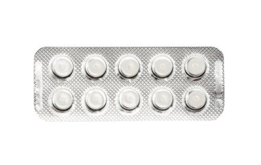 Beyaz haplar, haplar, pastiller. Bir beyazda izole edilmiş..