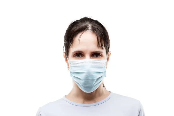 人群病毒 流感预防和工业废气排放保护概念 戴着呼吸防护医疗面罩的漂亮年轻女子 — 图库照片