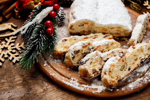 Traditional German cake with raisins Dresdner stollen — Stock Photo, Image