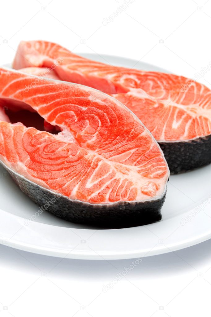 新鮮な生サーモンの赤魚ステーキ ストック写真 C Repinanatoly