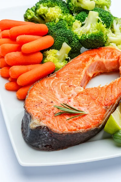 Crispy roasted salmon steak — Stock Photo, Image